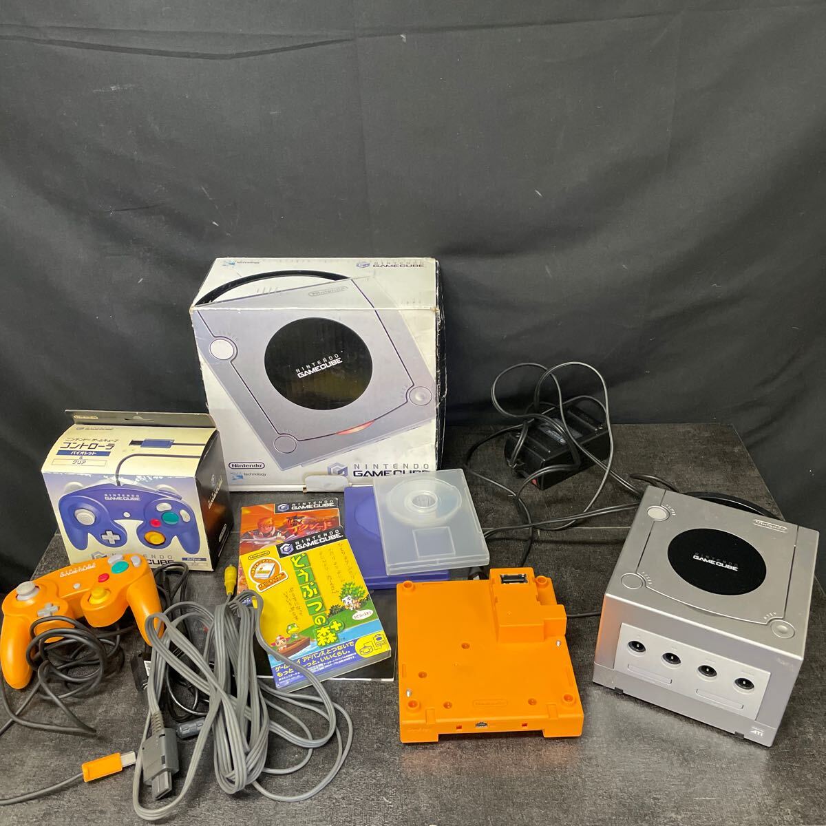 Nintendo GAMECUBE 任天堂 ゲームキューブ DOL-001 本体 通電確認済み コントローラー ゲームボーイプレイヤー DOL-017 ソフト 付き 2