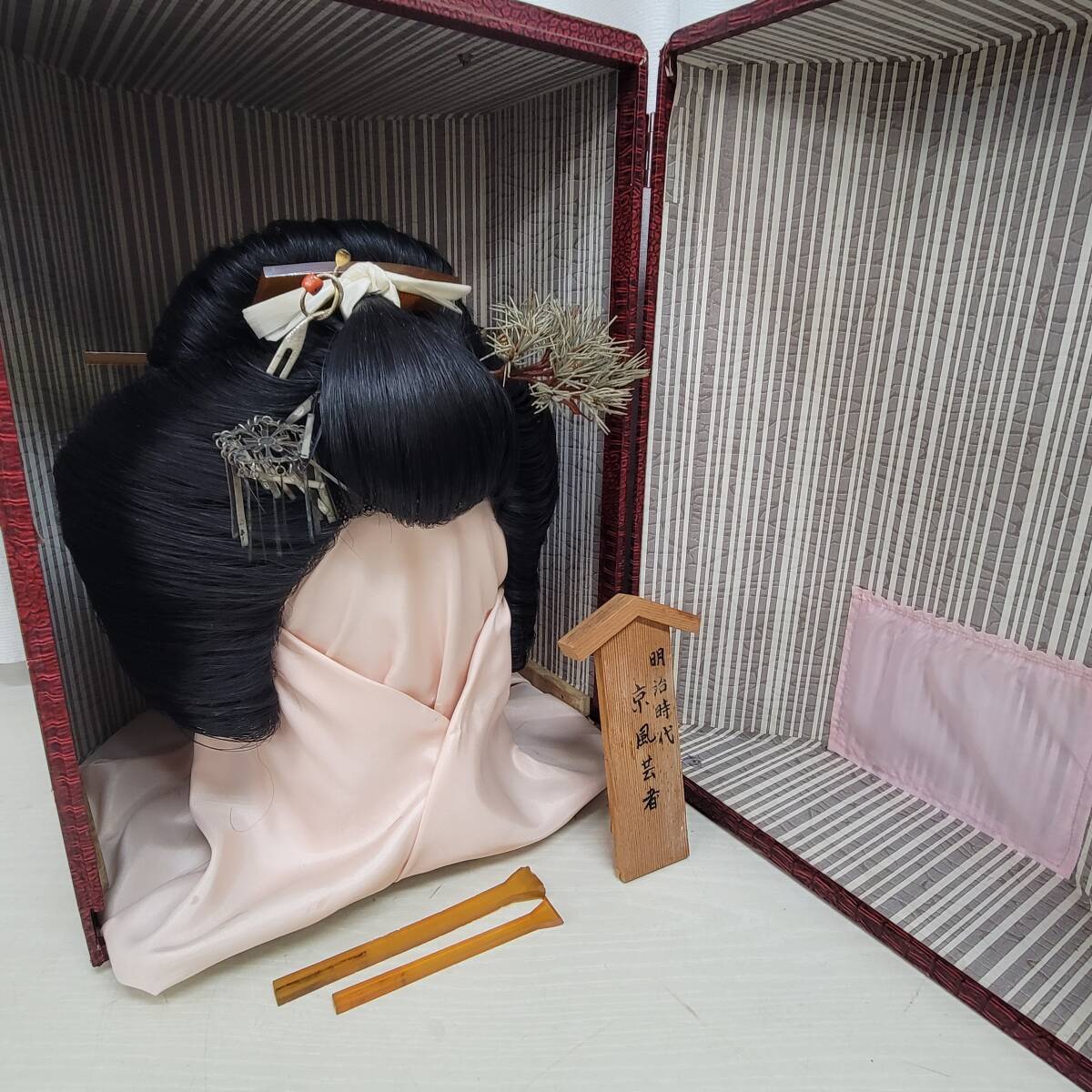 U0128-202□コレクター放出品 日本髪 かつら 櫛 かんざし 明治 U0128-202□コレクター放出品 日本髪 かつら 櫛 かんざし 明治