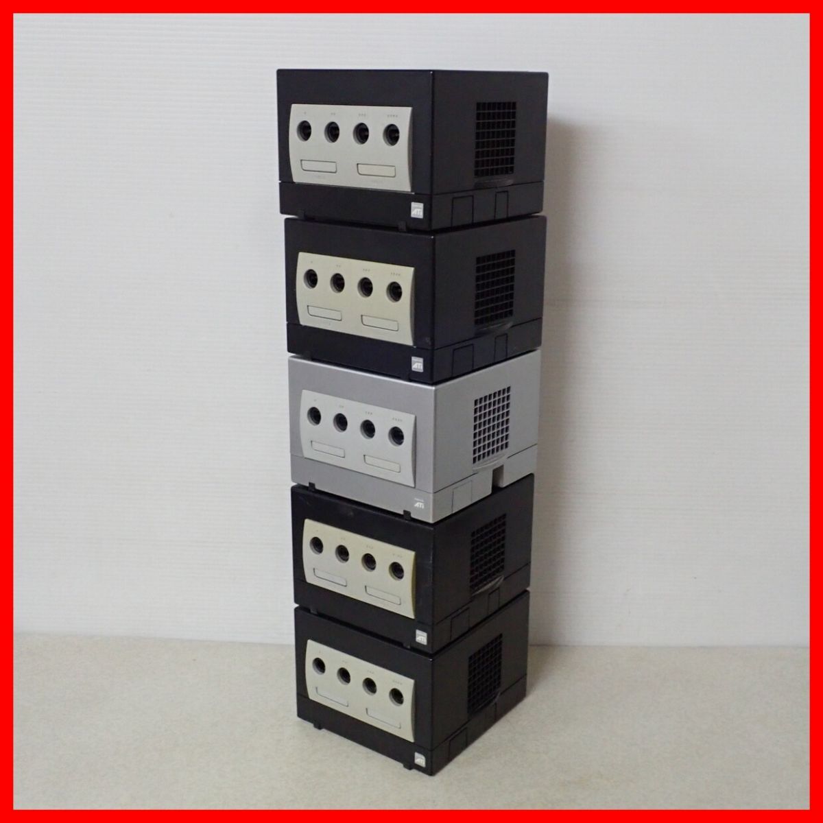 GC ゲームキューブ 本体 オレンジ/バイオレット/ブラック GC ゲームキューブ 本体 オレンジ/バイオレット/ブラック