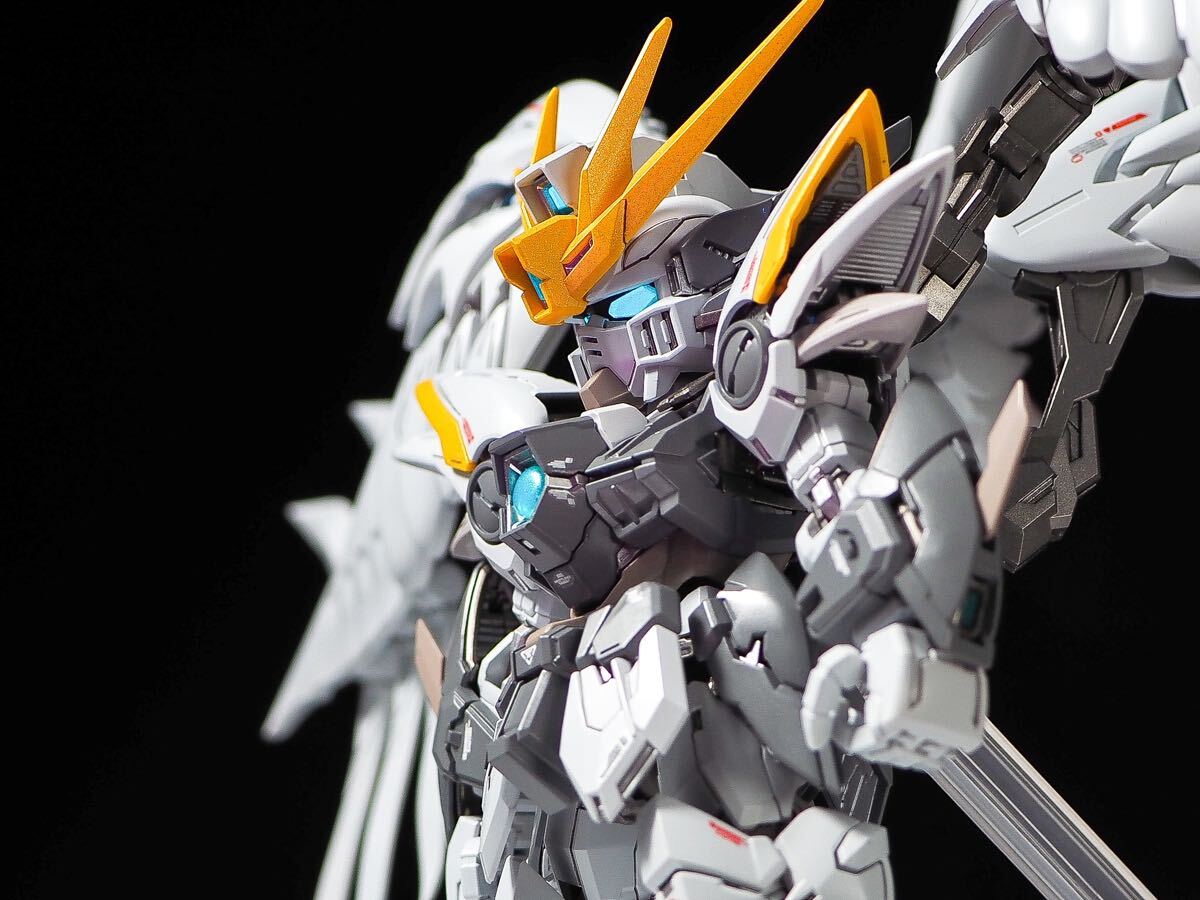 1円スタート　MGSD スノーホワイト カラー ウイングガンダムゼロEW 　ゼロカスタム　全塗装　完成品　ガンダム