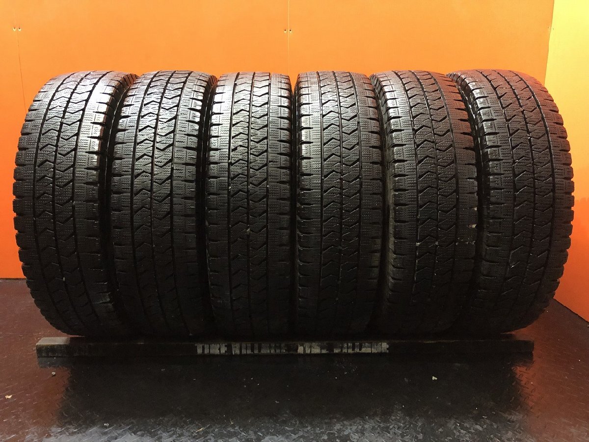 BS BLIZZAK W989 215/70R17.5 118/116N LT 17.5 дюймовый свет для грузовика зимний 6шт.@23 год производства spew groove Canter и т.п. (KTL296)