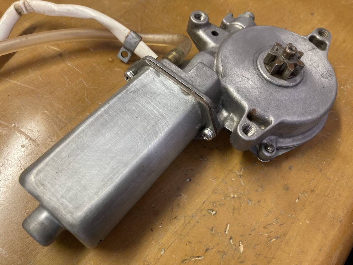 中古整備品(実働):ホンダ除雪機シューターモーターHS660・HS760 中古整備品(実働):ホンダ除雪機シューターモーターHS660・HS760