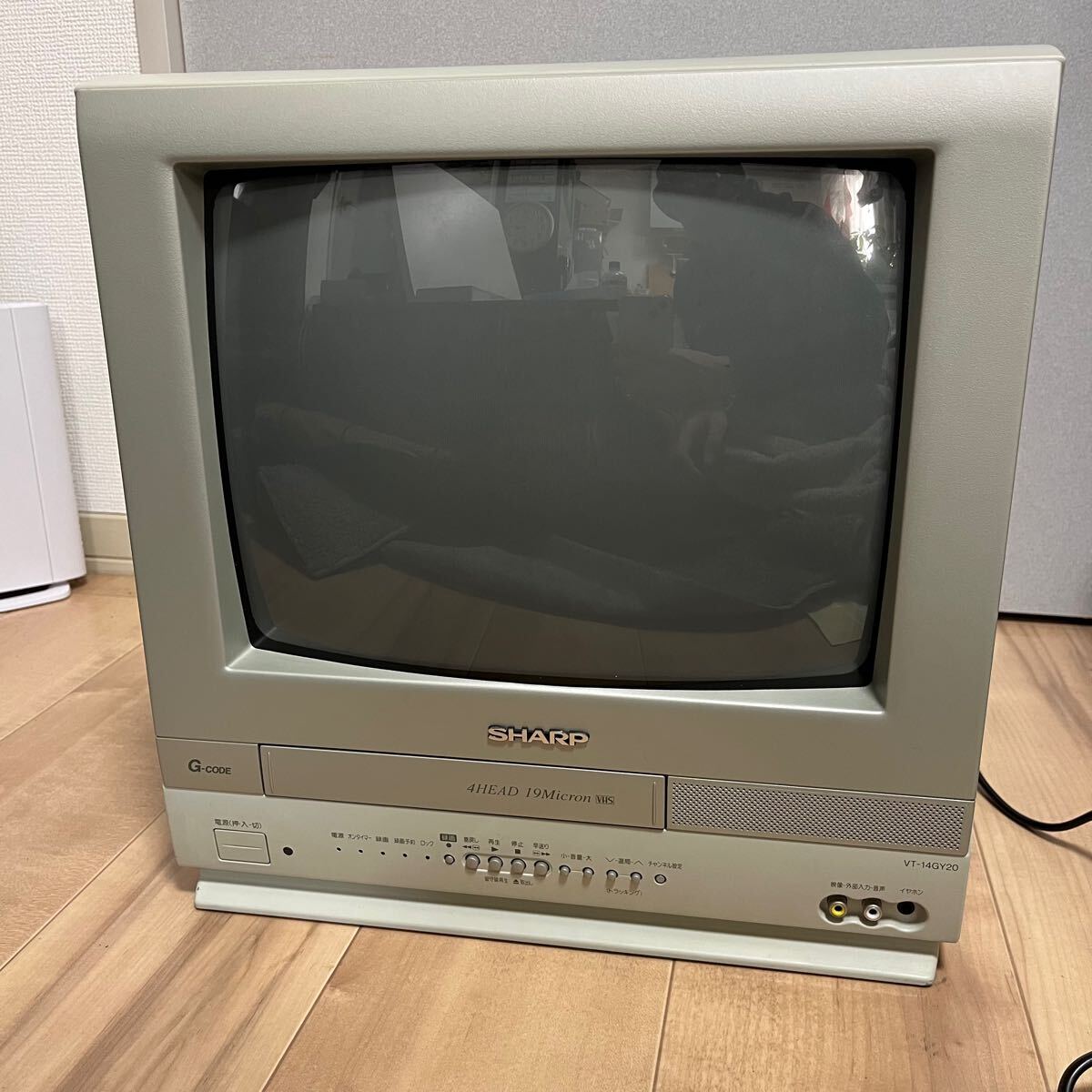 SHARP VT-14GY20 ブラウン管テレビ カラーテレビ VHS ビデオ内蔵 SHARP VT-14GY20 ブラウン管テレビ カラーテレビ VHS ビデオ内蔵