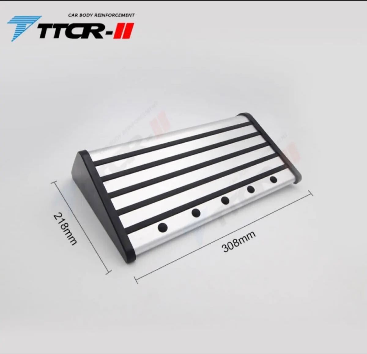 自動車の後部座席の休憩ペダルはアルファードの足で商用車内装を頼むのは通用_画像5