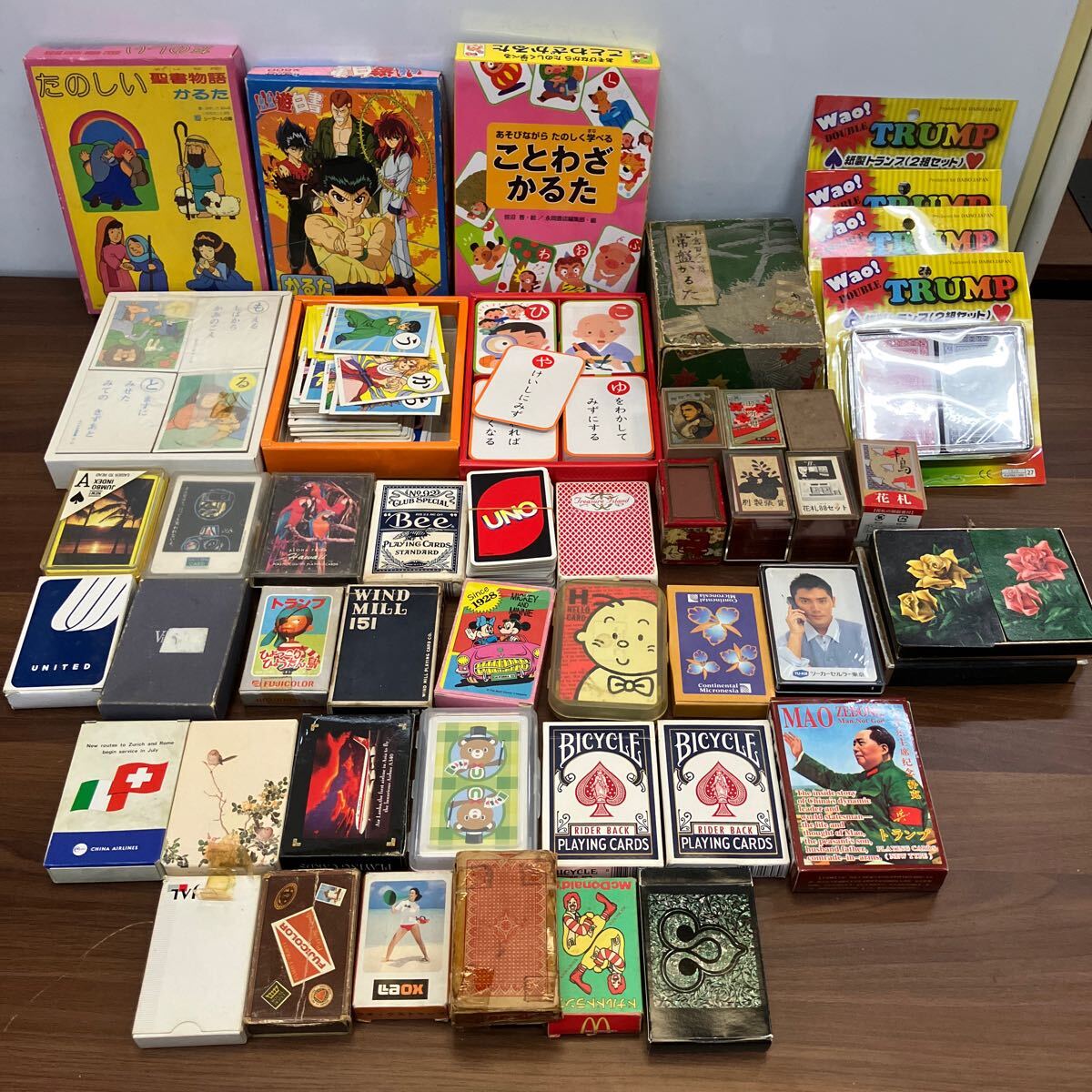 トランプ 花札 カルタ 海外製 当時物 昭和レトロ Playing Cards トランプ 花札 カルタ 海外製 当時物 昭和レトロ Playing Cards
