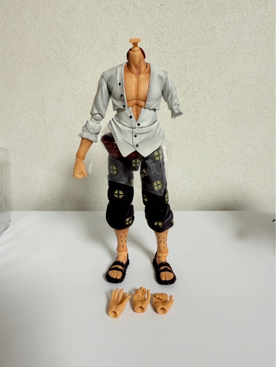 ジャンク品【variable action heroes】ワンピース　ONEPIECE シャンクス　フィギュア　ボディパーツのみ