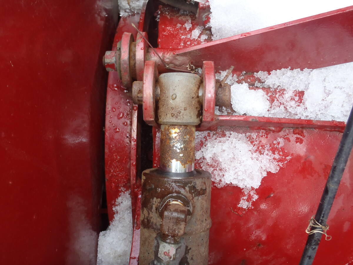 ワドー 除雪機 Wオーガー 鉄キャタ ディーゼル 中古 引取限定 ワドー 除雪機 Wオーガー 鉄キャタ ディーゼル 中古 引取限定