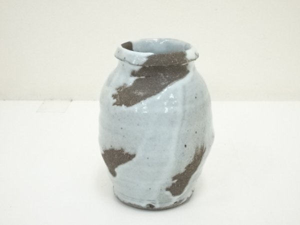 ys7189788;.sou мука .. ваза [ дорога ]