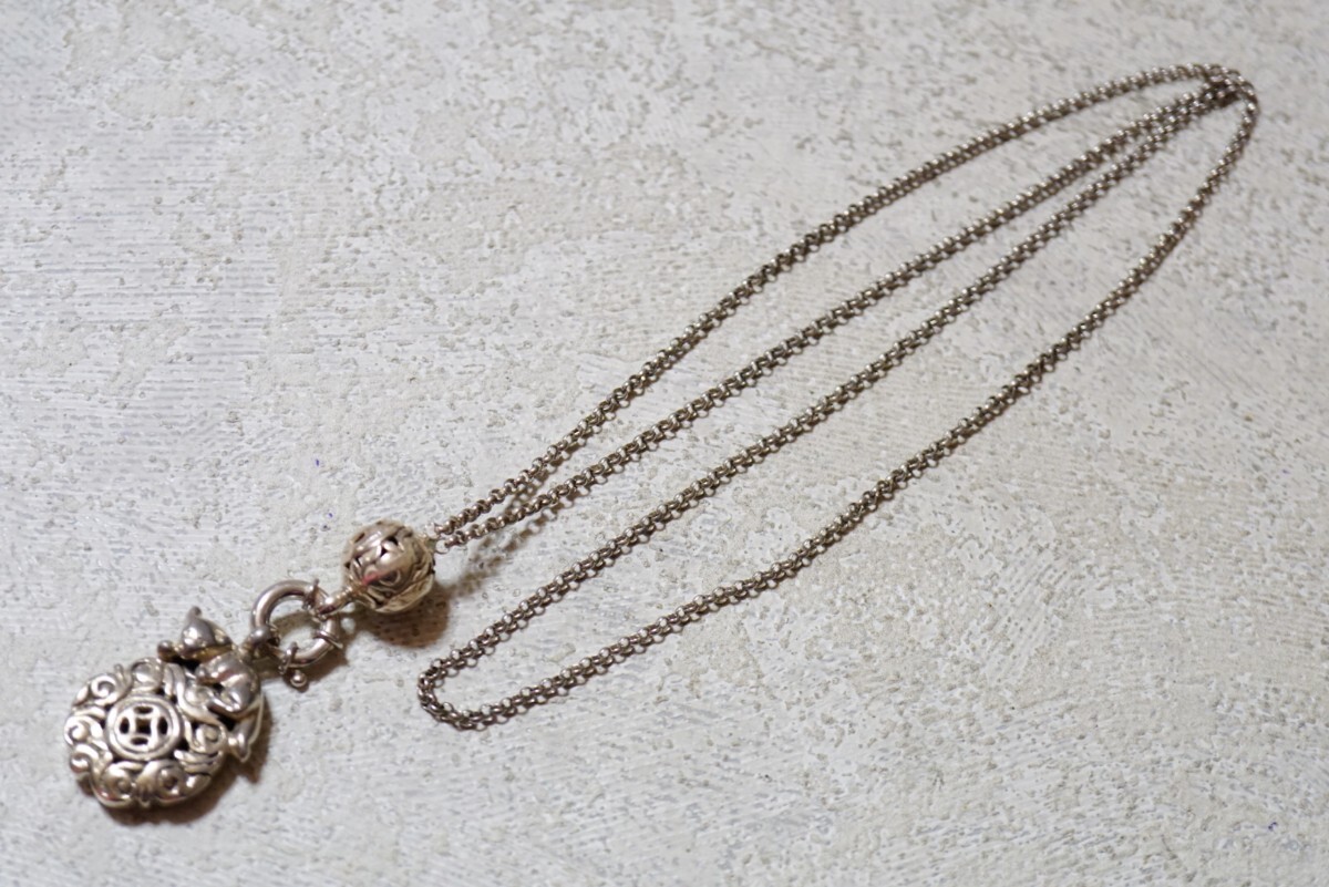 520 海外製 シルバー ネックレス ペンダント ヴィンテージ アクセサリー SILVER 925刻印 シルバージュエリー 装飾品