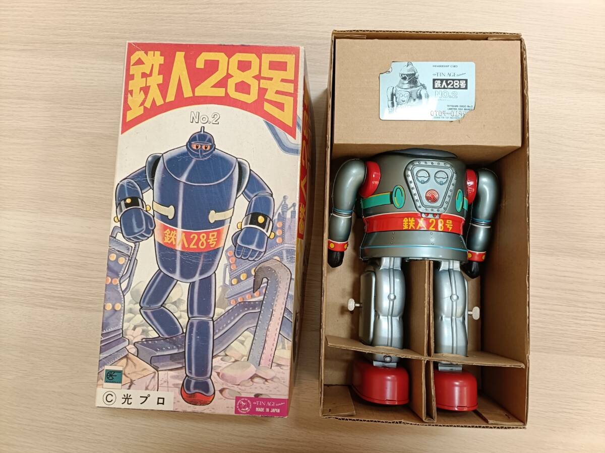 未使用保管品・通電歩行確認済】 鉄人28号 No,2 大阪ブリキ玩具 未使用保管品・通電歩行確認済】 鉄人28号 No,2 大阪ブリキ玩具