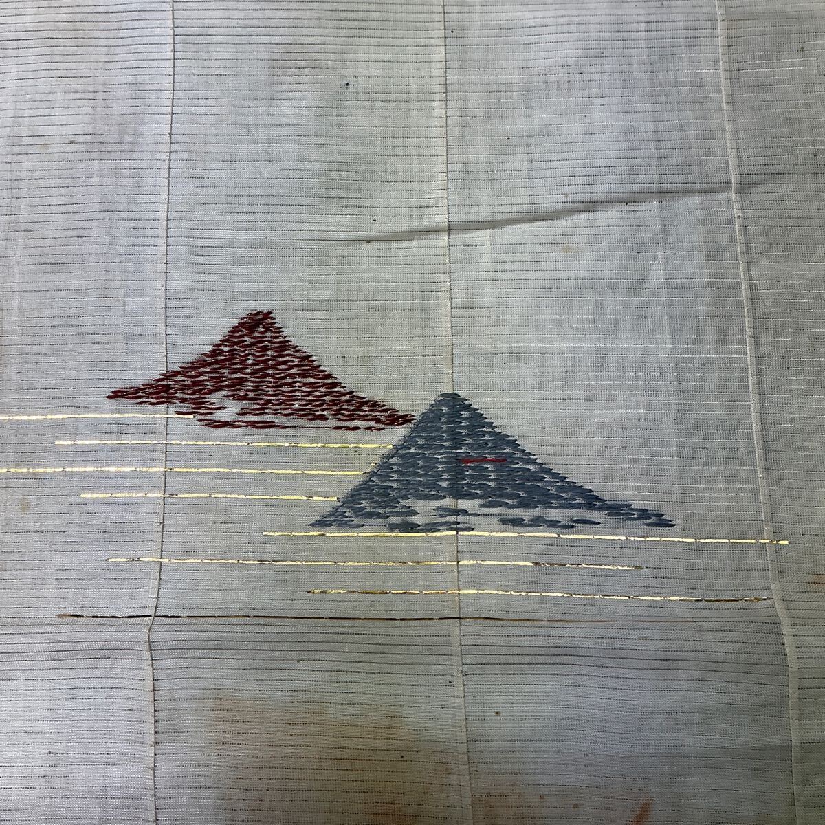 A673】送無 真言宗 七條袈裟 金糸刺繍 白地 夏用 法衣 法要 装束 A673】送無 真言宗 七條袈裟 金糸刺繍 白地 夏用 法衣 法要 装束