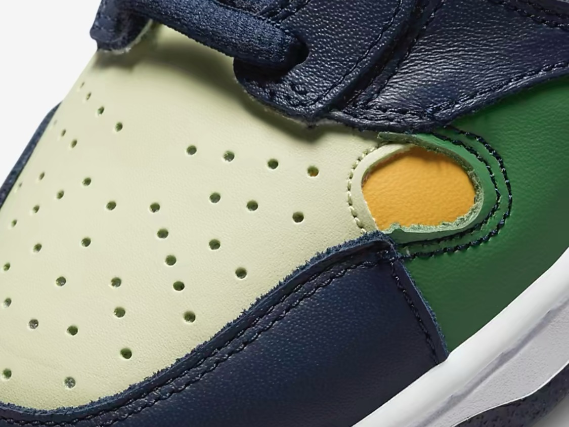 【新品?未使用品】NIKE DUNK HIGH LX WOMEN'S (ナイキ ダンク HI LX ウィメンズ) スニーカー 限定品 正規(guī)品 27.0cm(ウィメンズUS:10)
