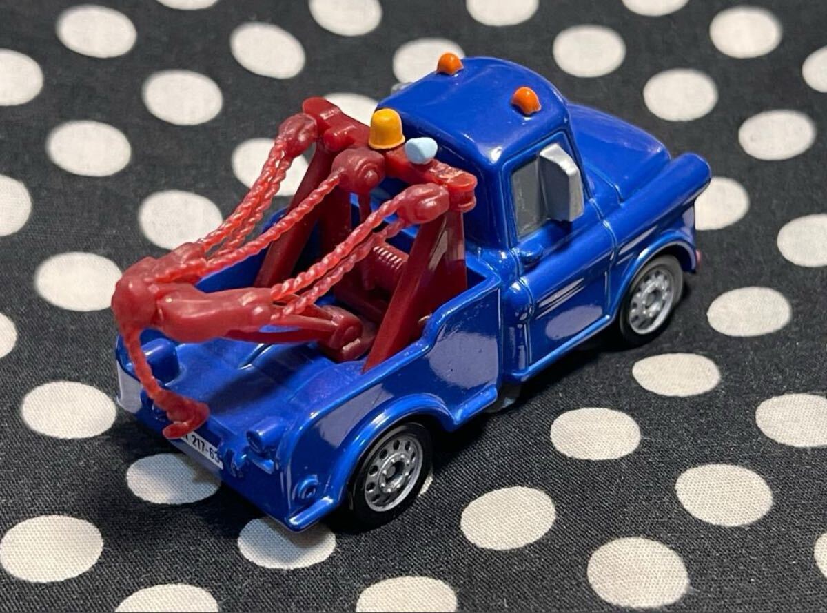 新品絶版カーズ トミカ ミニカー メーター イヴァンタイプ 新品絶版カーズ トミカ ミニカー メーター イヴァンタイプ