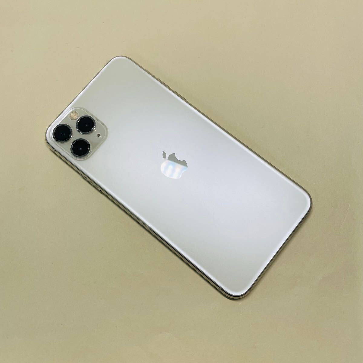 Apple iphone 11Promax 256GB SIMフリー バッテリー100% 6680 Apple iphone 11Promax 256GB SIMフリー バッテリー100% 6680