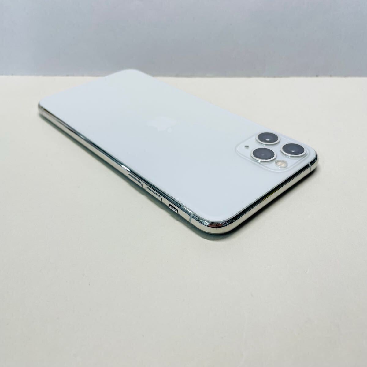 Apple iphone 11Promax 256GB SIMフリー バッテリー100% 6680 Apple iphone 11Promax 256GB SIMフリー バッテリー100% 6680