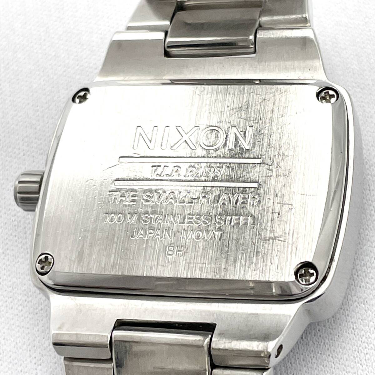 NIXON Nixon V.I.P.PASS THE SMALL PLAYER 8H наручные часы мужской женский часы кварц quartz серебряный серебряный P2234
