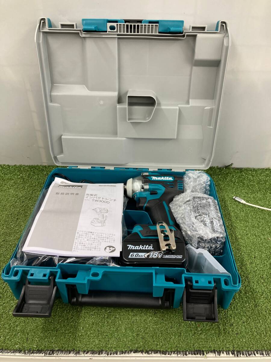 【中古品】★makita(マキタ) 18v充電式インパクトレンチ フルセット(6Ahバッテリx2/充電器/ケース) TW300DRGX　IT7KR9RGFR8Z