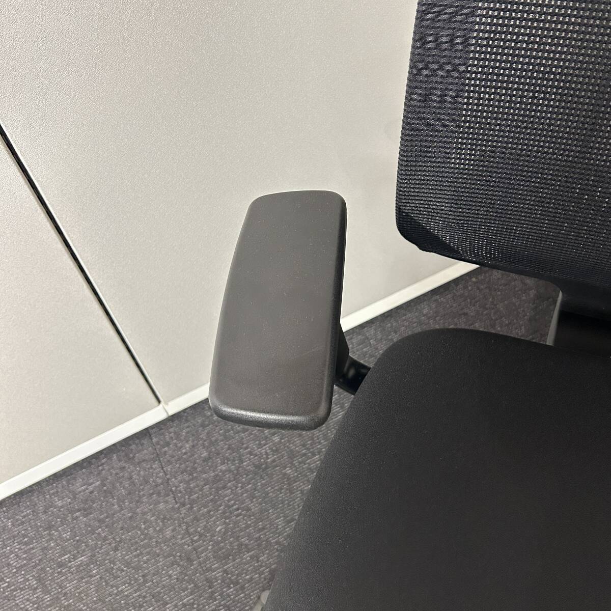 【中古?2016年制】Steelcase Reply ハイバック 可動肘 ランバーサポート ブラック