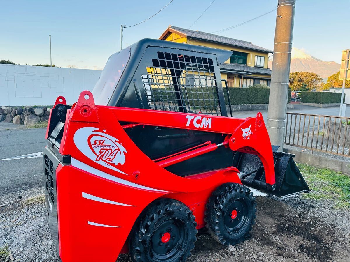 TCM 704○スキッドステアローダー○ボブキャット○bobcat○除雪 TCM 704○スキッドステアローダー○ボブキャット○bobcat○除雪