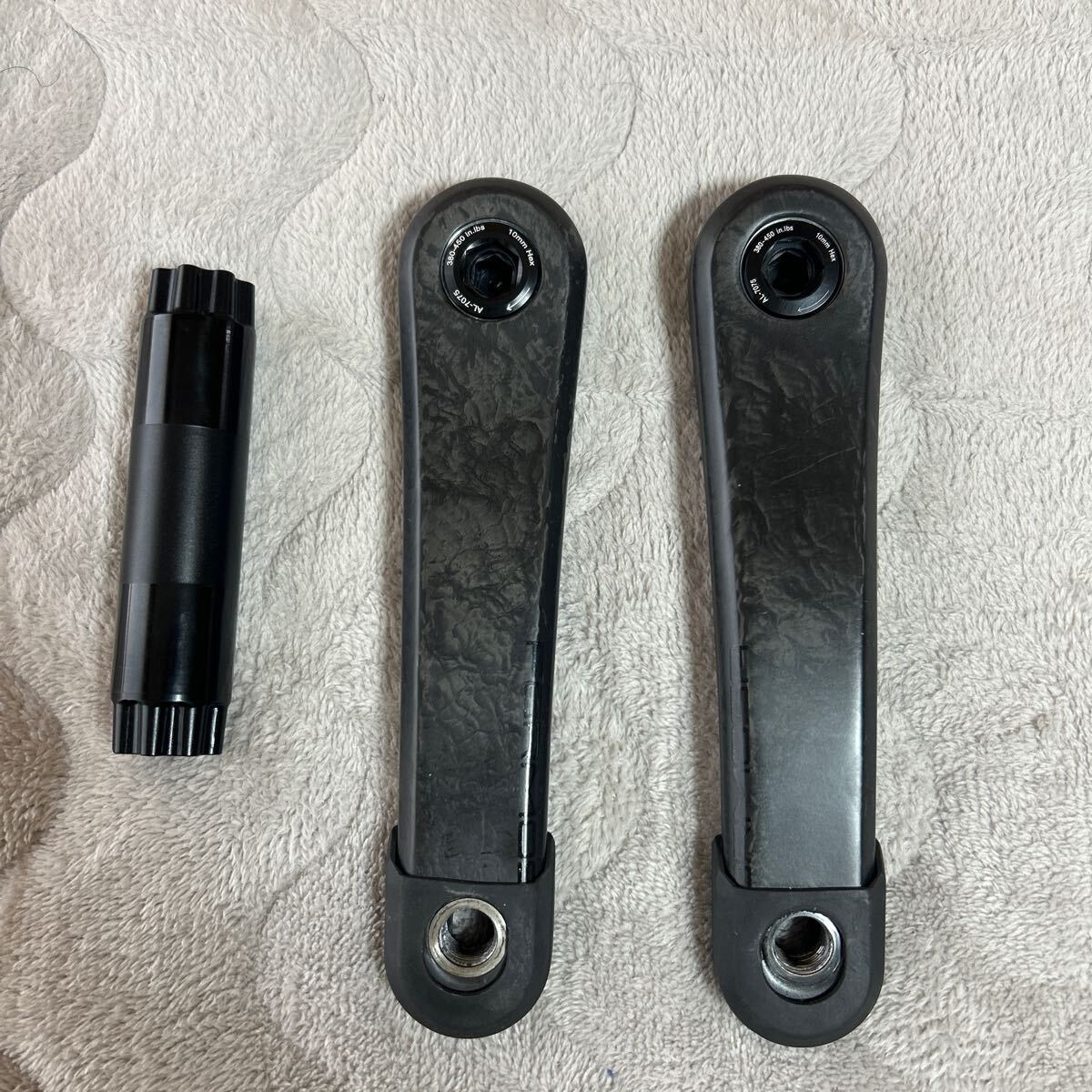 Yahoo!オークション - FORMOSAフォルモサ カーボン CRANKS 170 Yahoo!オークション - FORMOSAフォルモサ カーボン CRANKS 170