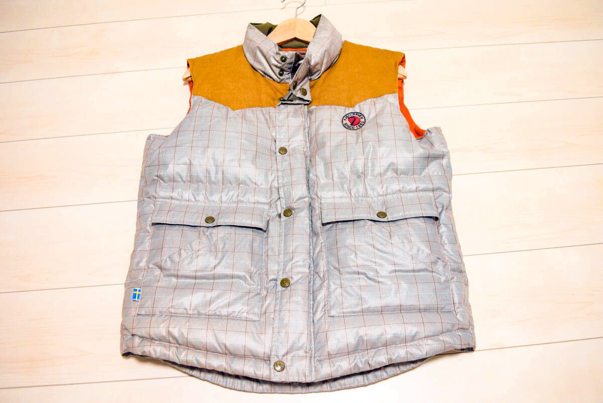 FJALL RAVEN フェール ラーベン たっぷり ダウン90% ベスト ジャケット L 冬 (J0011405)