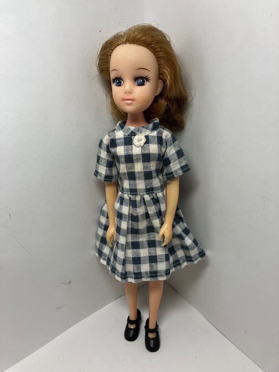 初代リカちゃんの友達　いづみちゃん　美人② 美品