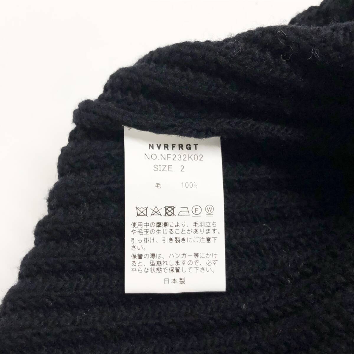 新品未使用 NVRFRGT (ネヴァーフォーゲット) Vネックセーター 2 新品未使用 NVRFRGT (ネヴァーフォーゲット) Vネックセーター 2