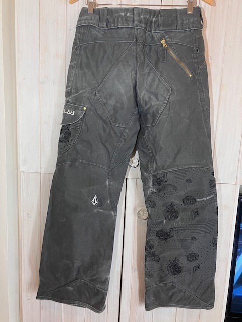 送料込み VOLCOM ボルコム 上下セット サイズXS USED リアル 送料込み VOLCOM ボルコム 上下セット サイズXS USED リアル