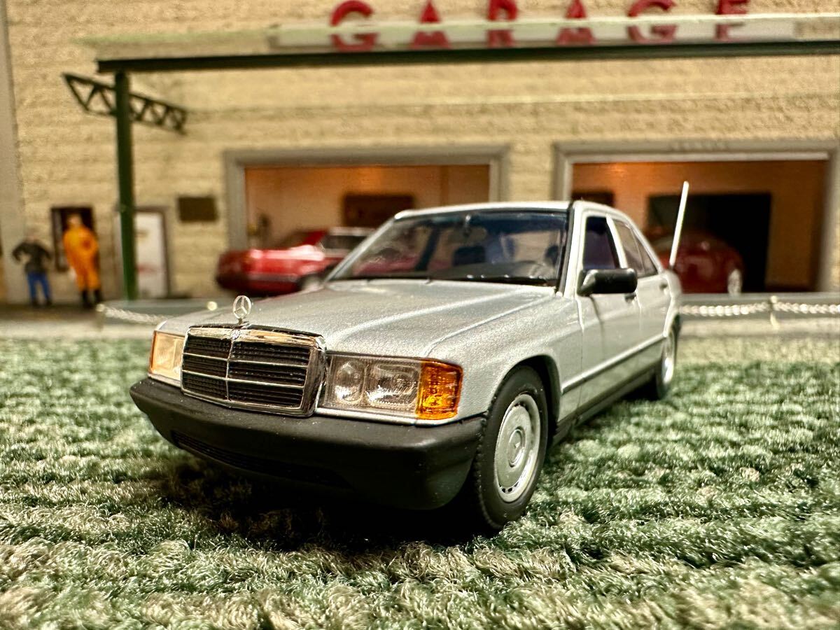 1/43メルセデスベンツ 190E シルバー