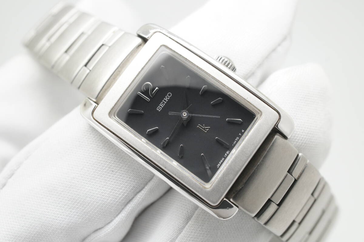 A51●作動良好 SEIKO セイコー lk ルキア 1F21-5D10 黒文字盤 レクタンギュラー型 レディース腕時計 シルバー お洒落 クォーツ