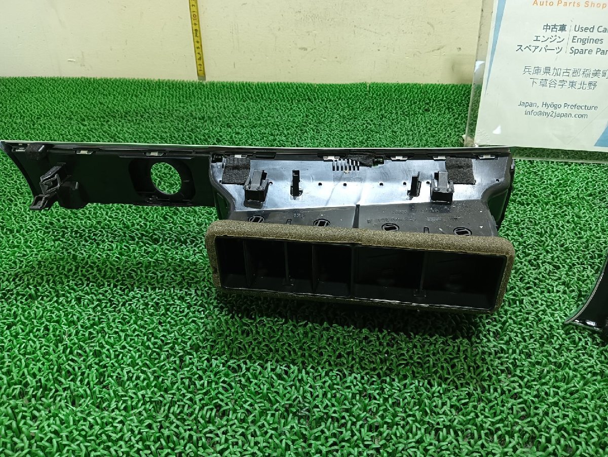 アウディ エアコン吹き出し口 A6 ABA-4FCCES, 2010 #hyj NSP219172