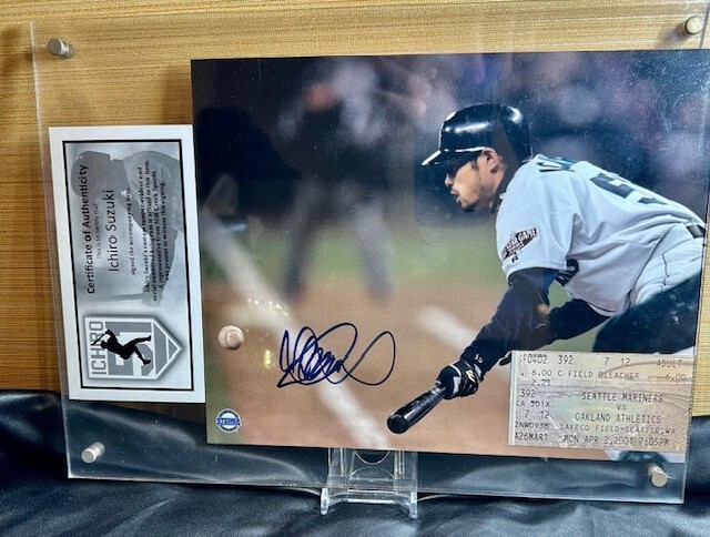 イチロー選手MLB初安打記念ボール直筆ブラックサインペン直筆 イチロー選手MLB初安打記念ボール直筆ブラックサインペン直筆