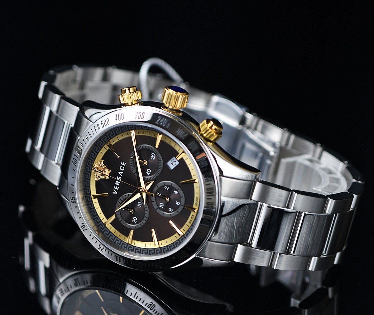 新品ヴェルサーチ VERSACE 高級スイス製クロノグラフ 50m防水 激レア日本未発売 イタリアブランド本物 未使用 メンズ ジャンニ(ヴェルサーチ)|売買されたオークション情報、Yahoo!オークション(旧ヤフオク!) の商品情報をアーカイブ公開 - オークファン(aucfan.com) 新品ヴェルサーチ VERSACE 高級スイス製クロノグラフ 50m防水 激レア日本未発売 イタリアブランド本物 未使用 メンズ ジャンニ(ヴェルサーチ)|売買されたオークション情報、Yahoo!オークション(旧ヤフオク!) の商品情報をアーカイブ公開 - オークファン(aucfan.com)