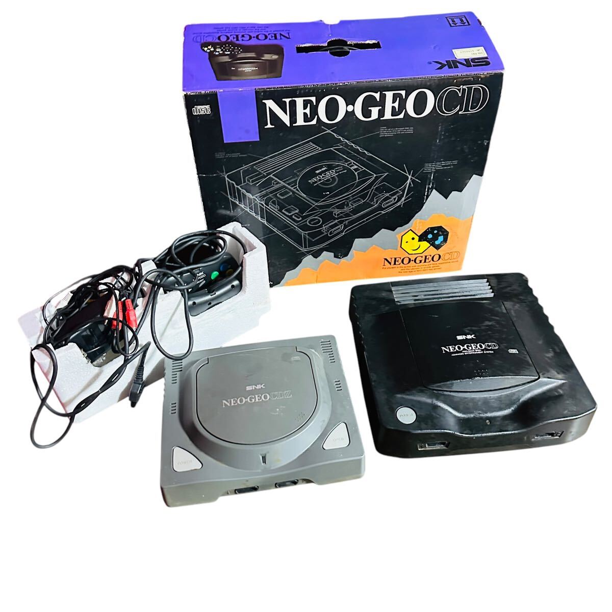 ネオジオCD NEO GEO-CDZ CD-T01 T02 ゲーム機 SNK 希少　本体　セット