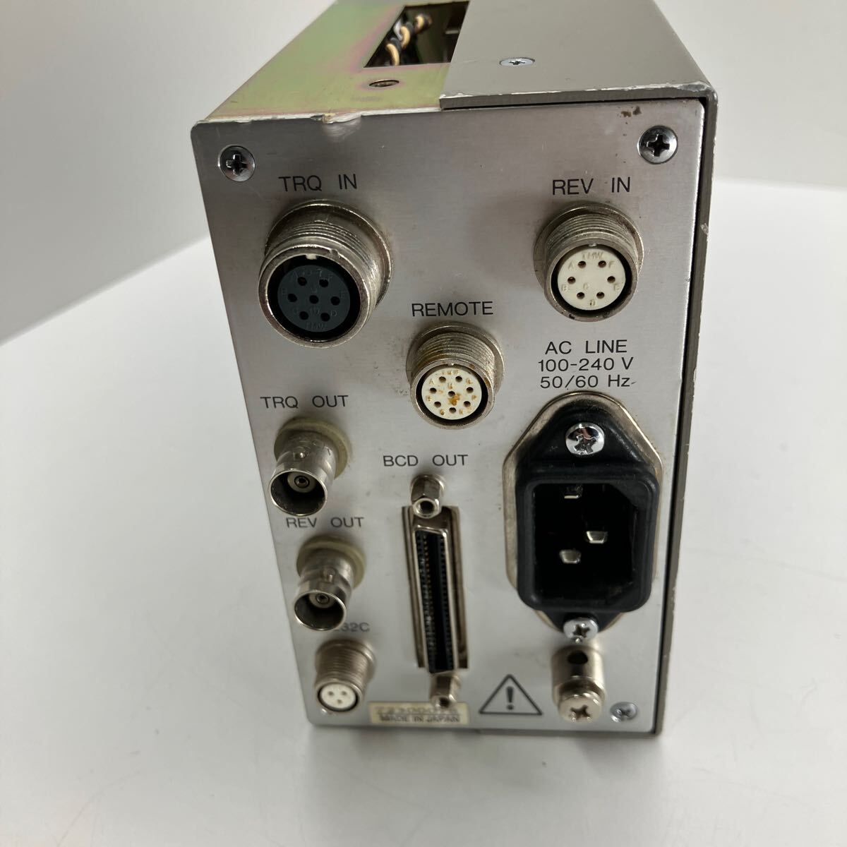 ☆I 小野測器 ONO SOKKI トルクコンバータ TS-2600 通電確認のみ ☆I 小野測器 ONO SOKKI トルクコンバータ TS-2600 通電確認のみ