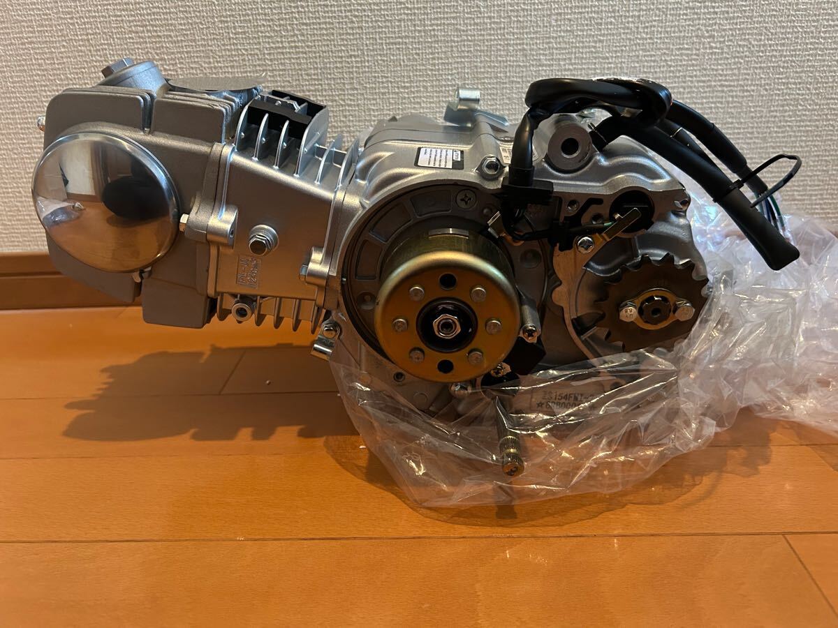 ミニモト パフォーマンス Z-1型125cc エンジン GPX125 新品未 ミニモト パフォーマンス Z-1型125cc エンジン GPX125 新品未