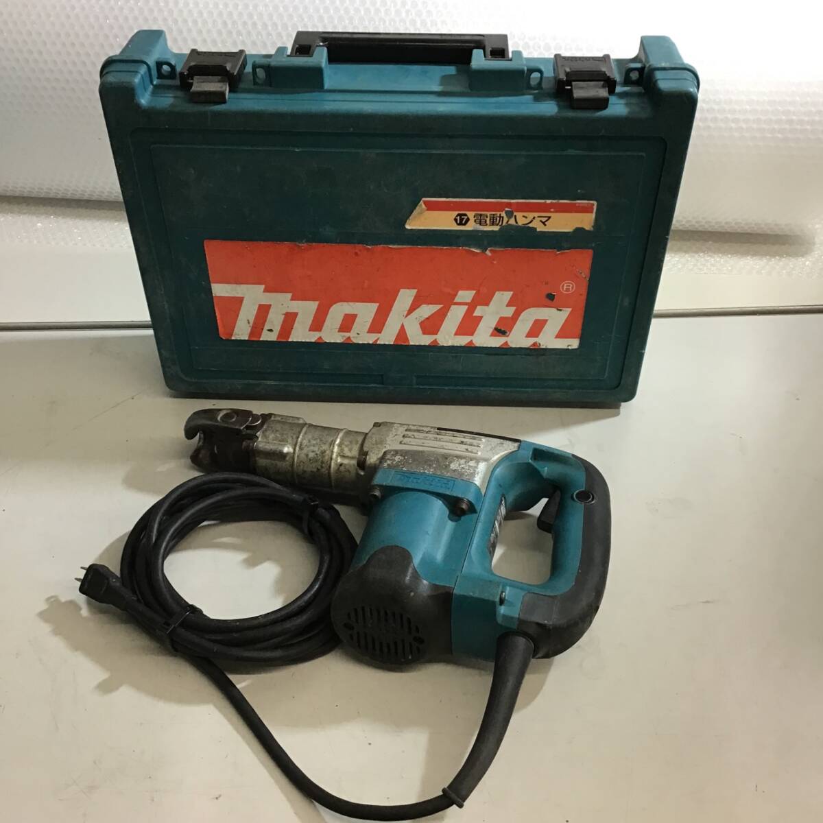 【中古品】★マキタ makita 電動ハンマ HM0830 付属品無し ★即決価格★送料無料★