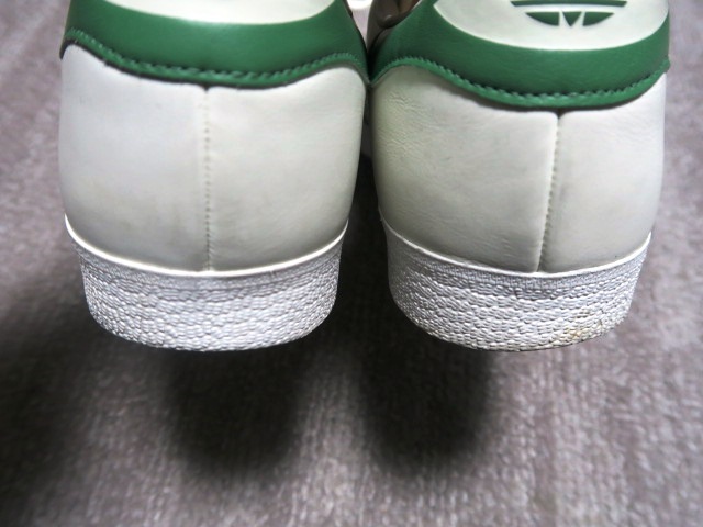 24年制 美品 超人気 アディダス ガゼル adidas GAZELLE オフホワイト/プリラブドグリーン/カレッジグリーン IG1635 US9 JP27cm 正規(guī)品