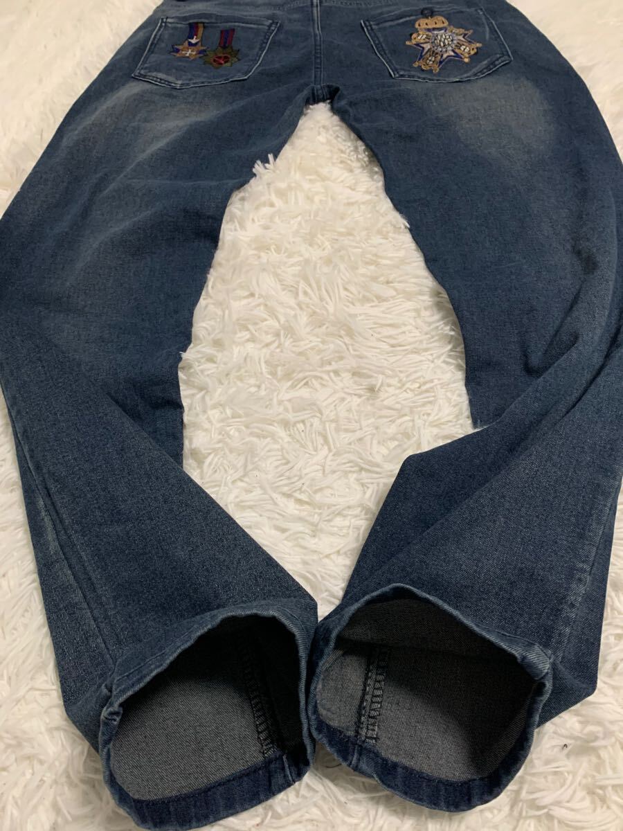 未使用！ROBERT CAVANI ロベルトカバーニ　デニムパンツ　ジーンズ　ストレッチ　デザインデニム　サイズ50