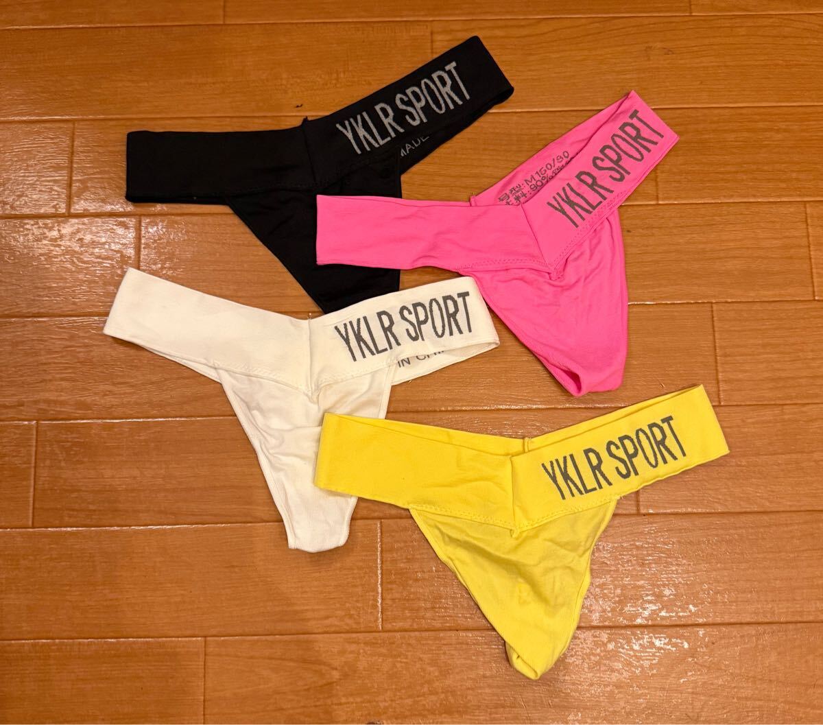 Tバックショーツ
