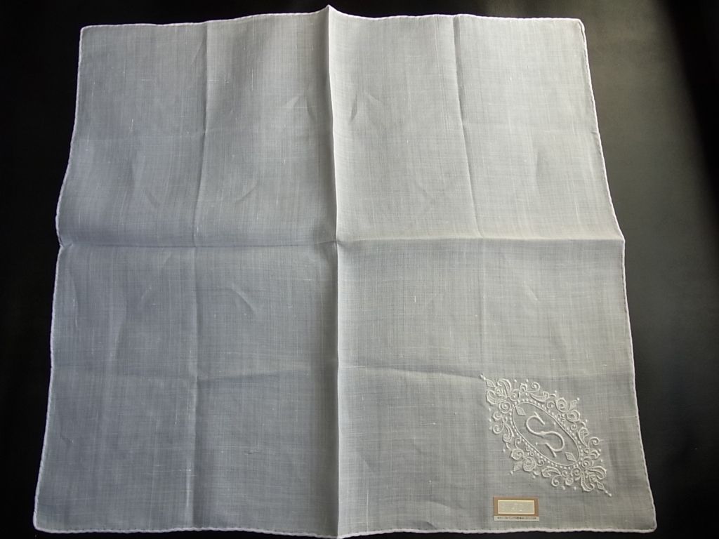 SWATOW スワトウ イニシャル刺繍入り 麻 2枚 & そしゅう 綿 1枚 、刺繍 ハンカチーフ/未使用 *長期個人保管品_画像3