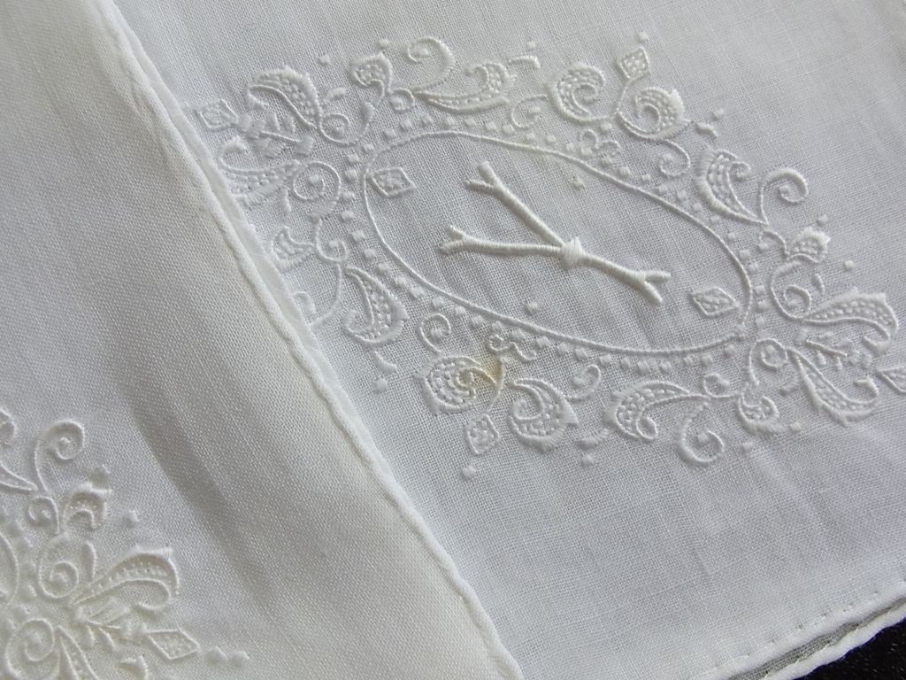 SWATOW スワトウ イニシャル刺繍入り 麻 2枚 & そしゅう 綿 1枚 、刺繍 ハンカチーフ/未使用 *長期個人保管品_画像9