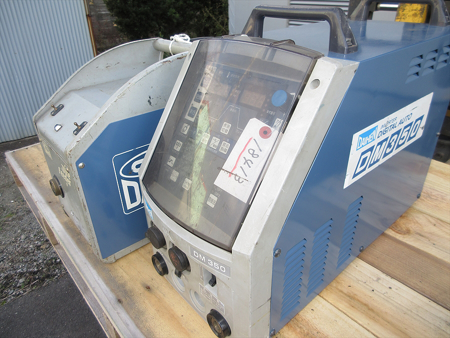 18413-1 ダイヘン デジタル半自動溶接機 DM-350 本体のみ(送給 18413-1 ダイヘン デジタル半自動溶接機 DM-350 本体のみ(送給