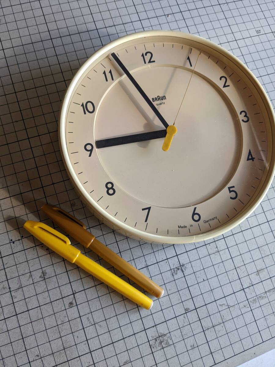 ブラウン braun 掛時計 動作品 ビンテージ ラムス ディーター ブラウン braun 掛時計 動作品 ビンテージ ラムス ディーター