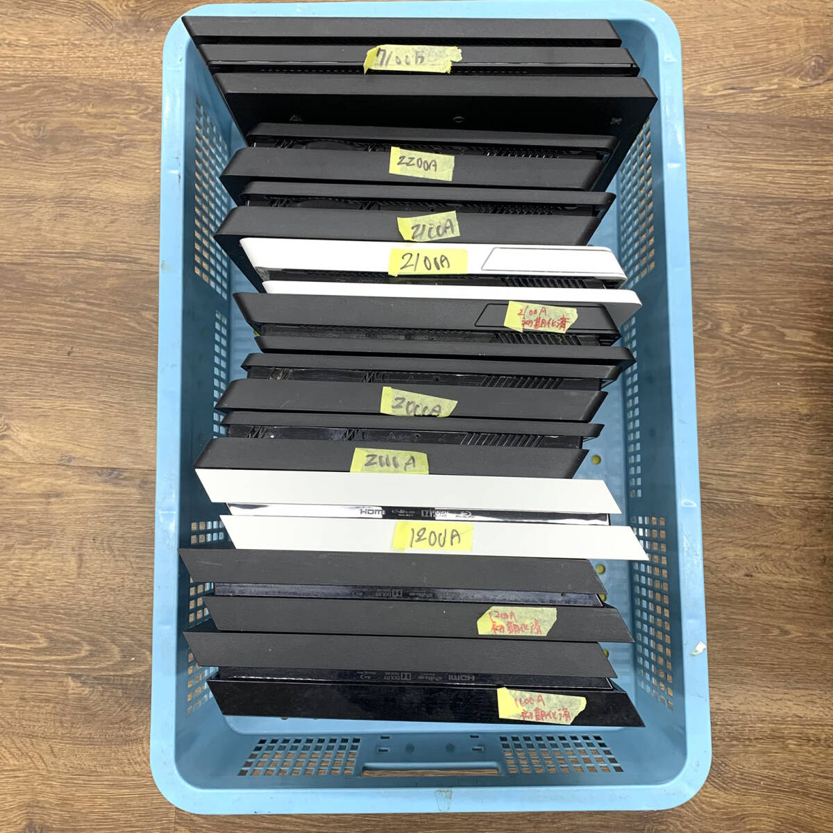 中古・ジャンク品】1円 〜 1スタ PS4本体10台セット 2000A 2100A 中古・ジャンク品】1円 〜 1スタ PS4本体10台セット 2000A 2100A