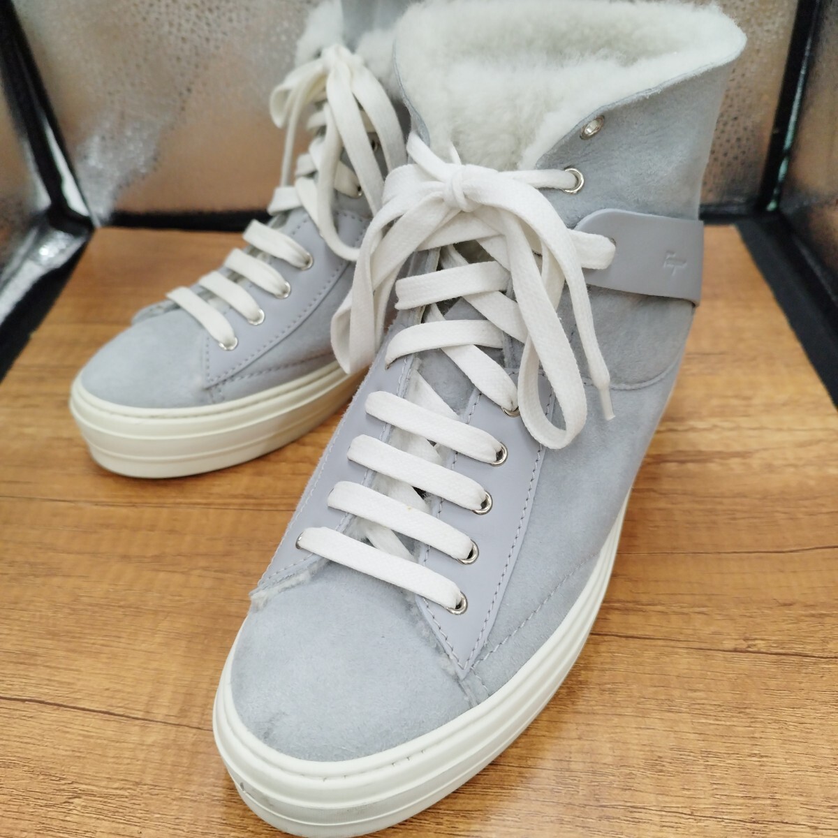 FERRAGAMOフェラガモムートンスニーカーボアハイカットスニーカーサルヴァトーレsalvatore ferragamo