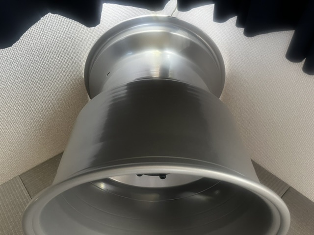 34000円 レーシングホイル F1 F2 F3000 センターロック スピード 34000円 レーシングホイル F1 F2 F3000 センターロック スピード