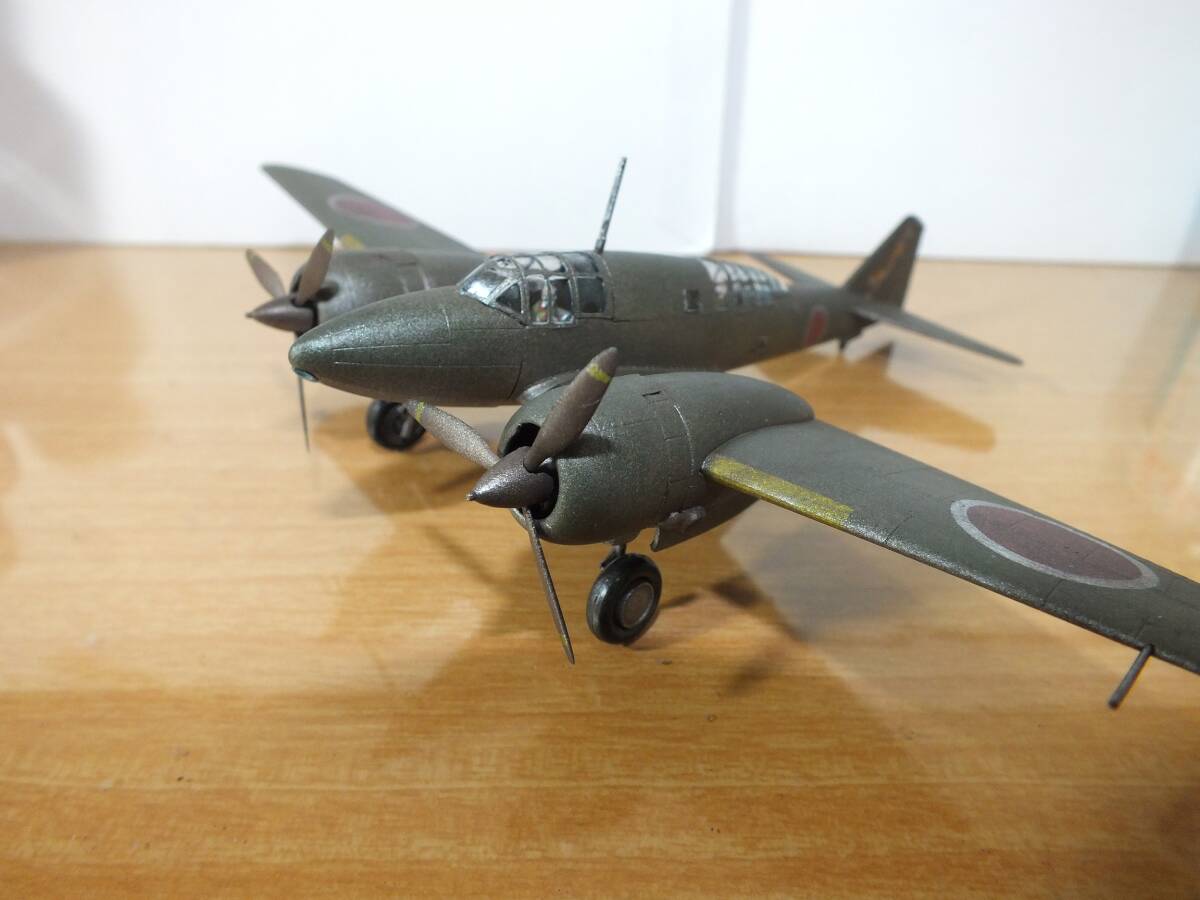 完成品　百式司偵　1/72　プラモデル