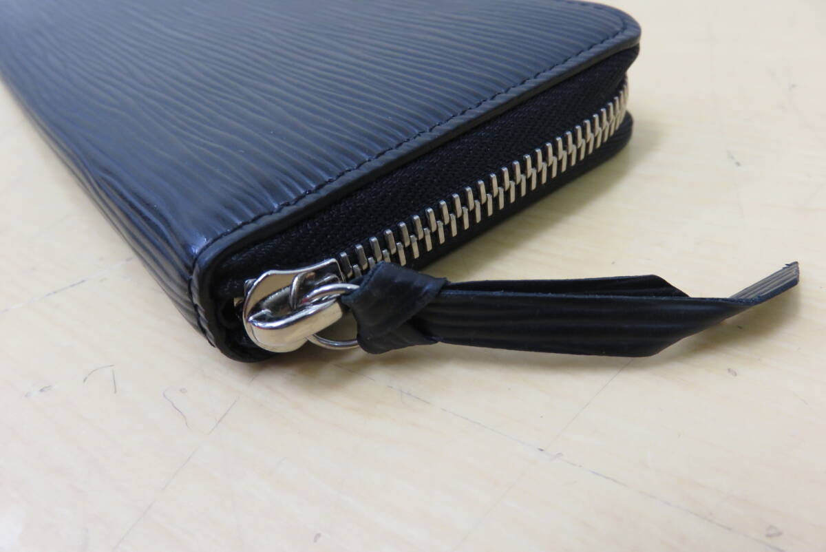 ヴィトン LOUIS VUITTON ポルトフォイユ・クレマンス エピ 長財布 黒