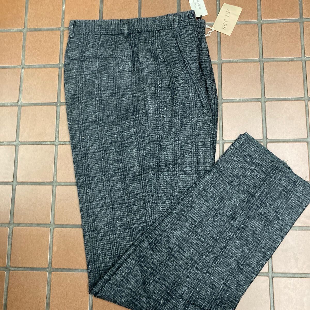 ｛新品｝カジュアル ビジネス スラックス サイズ M(76cm) 2タック毛 100% A-ONE CORPORATION ツィード 肉厚生地 大格子柄チャコールグレイ_画像10